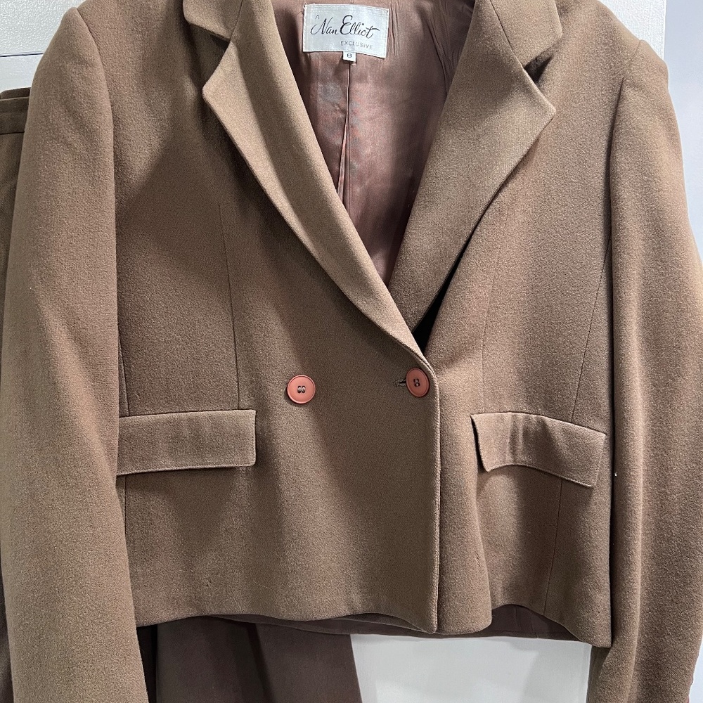 Size 8 Vintage Nan Elliot exclusive Wool Brown Cropped Blazer & Skirt Set - Picture 2 of 6